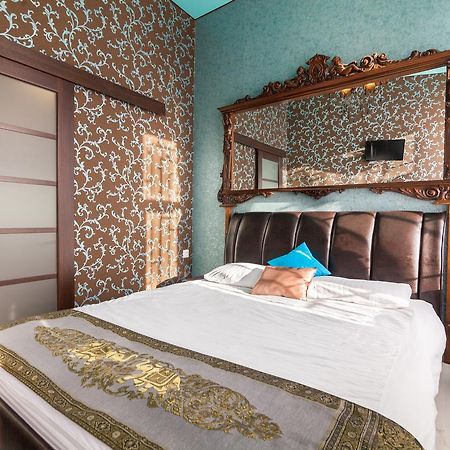 Austrian Apartments Leopolli Near Railway Station Lviv Kültér fotó