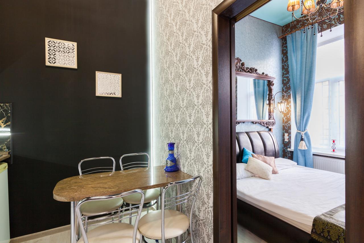 Austrian Apartments Leopolli Near Railway Station Lviv Kültér fotó